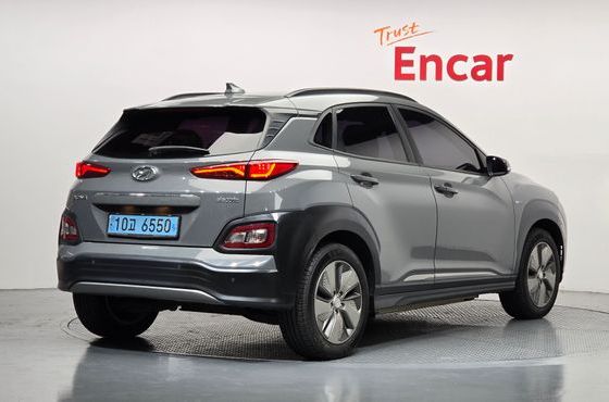 Hyundai Kona Premium — пробег 179 116 км — фото 2 из 5