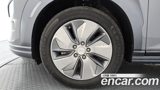 Hyundai Kona Premium — пробег 179 116 км — фото 5 из 5