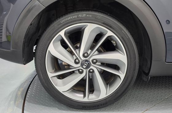 Kia Niro Prestige — пробег 127 627 км — фото 5 из 5