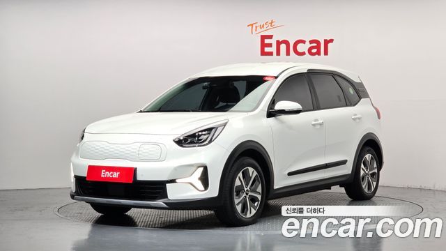 Kia Niro Air — пробег 110 352 км — фото 1 из 5