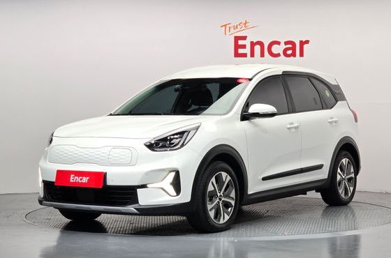 Kia Niro Air — пробег 110 352 км — фото 1 из 5