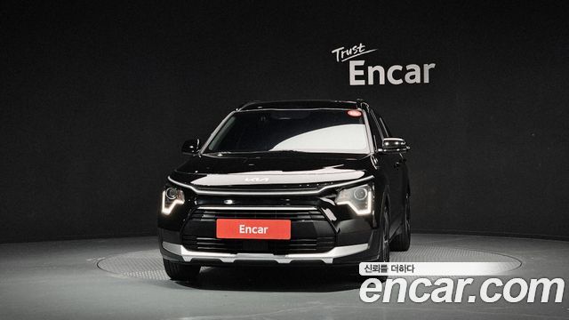 Kia Niro Prestige — пробег 56 169 км — фото 3 из 5