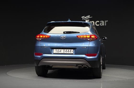 Hyundai Tucson Diesel 2.0 2WD Premium — пробег 175 551 км — фото 4 из 5