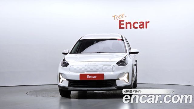 Kia Niro Earth — пробег 150 806 км — фото 3 из 5
