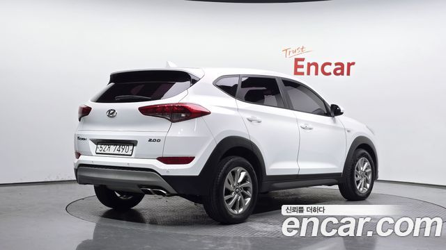Hyundai Tucson Diesel 2.0 2WD Smart — пробег 180 934 км — фото 2 из 5