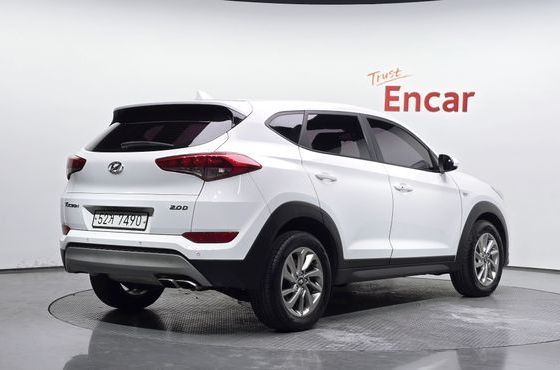 Hyundai Tucson Diesel 2.0 2WD Smart — пробег 180 934 км — фото 2 из 5
