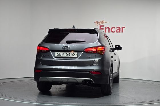Hyundai Santafe Diesel(e-VGT) 2.0 2WD Premium — пробег 190 513 км — фото 4 из 5