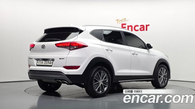 Hyundai Tucson Diesel 2.0 2WD Modern — пробег 171 219 км — фото 2 из 5