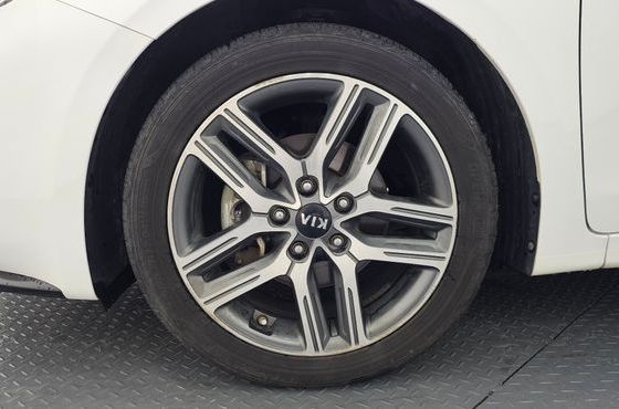 Kia K3 Luxury — пробег 136 221 км — фото 5 из 5