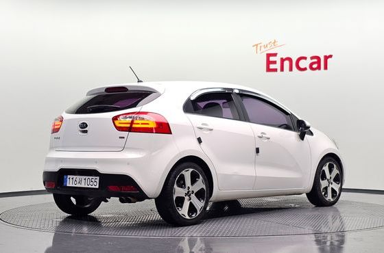 Kia pride 1.6 GDI Hatchback Prestige — пробег 99 185 км — фото 2 из 5