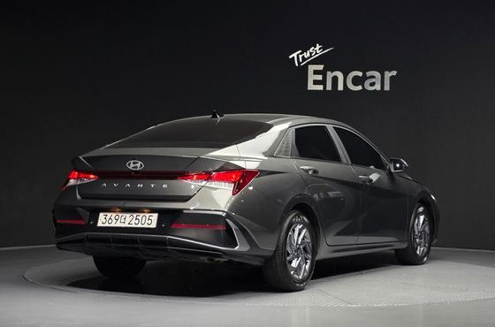 Hyundai AVANTE Modern — пробег 27 529 км — фото 2 из 5