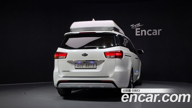Kia Carnival 9-seater Prestige — пробег 231 970 км — фото 4 из 5