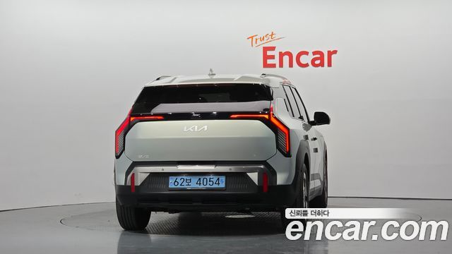 Kia EV3 из Кореи Encar