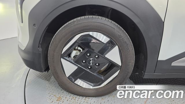 Kia EV3 из Кореи Encar