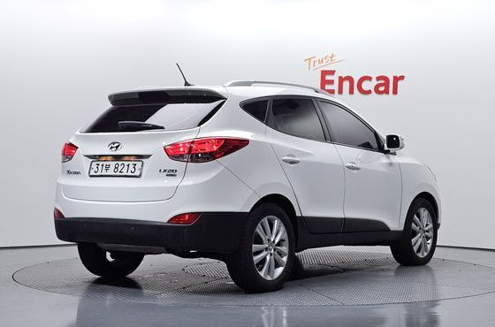 Hyundai Tucson Diesel 2WD LX20 Luxury — пробег 89 654 км — фото 2 из 5