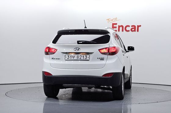 Hyundai Tucson Diesel 2WD LX20 Luxury — пробег 89 654 км — фото 4 из 5