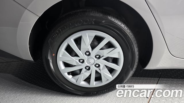 Hyundai AVANTE 1.6 Smart — пробег 39 470 км — фото 5 из 5