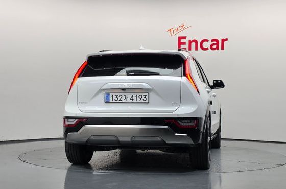 Kia Niro Trendy — пробег 21 735 км — фото 4 из 5