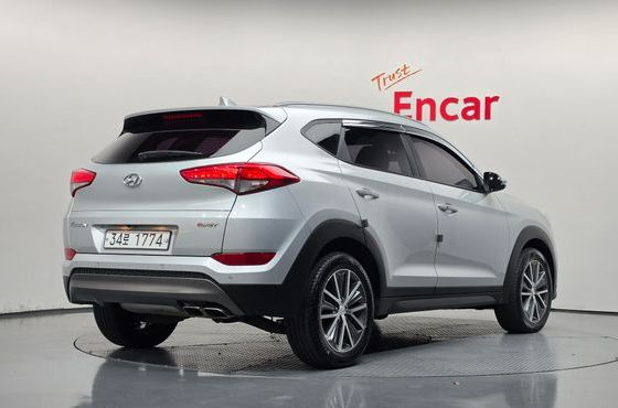 Hyundai Tucson Diesel 2.0 2WD Premium — пробег 26 031 км — фото 2 из 5