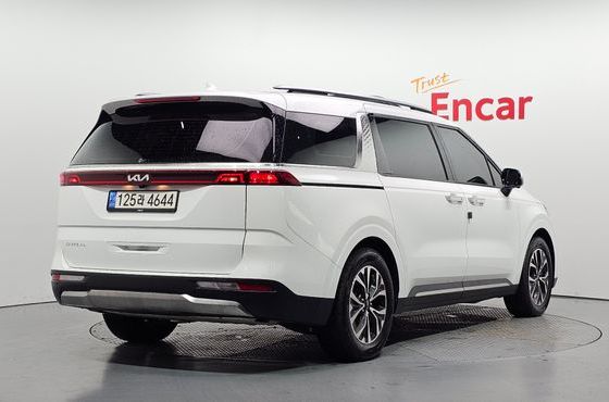 Kia Carnival Diesel 9-Seater Signature — пробег 110 715 км — фото 2 из 5