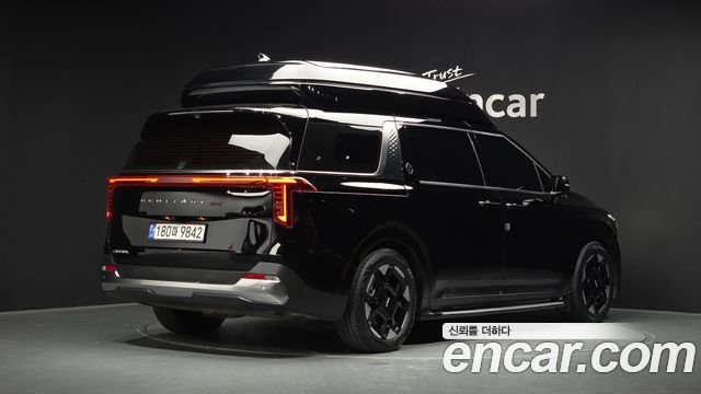 Kia Carnival Gasoline 9-Seater Hi Limousine (7-seater Limousine(Special vehicle) — пробег 47 514 км — фото 2 из 5