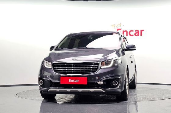 Kia Carnival 9-seater Prestige — пробег 275 170 км — фото 3 из 5