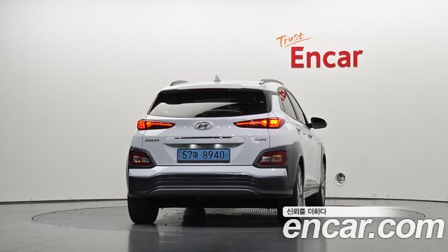 Hyundai Kona Premium — пробег 167 222 км — фото 4 из 5
