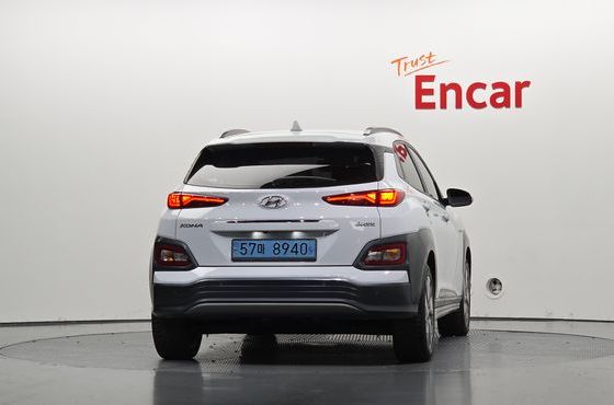 Hyundai Kona Premium — пробег 167 222 км — фото 4 из 5