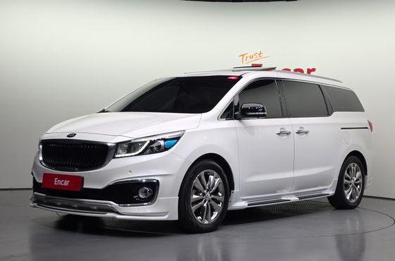 Kia Carnival 9-seater Noblesse — пробег 102 448 км — фото 1 из 5