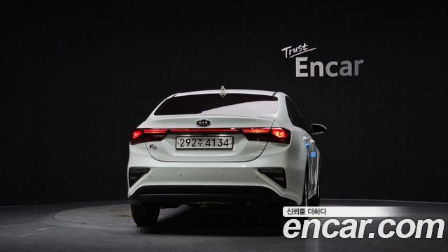 Kia K3 из Кореи Encar