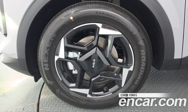 Kia Sportage LPG 2.0 2WD Prestige — пробег 734 км — фото 5 из 5
