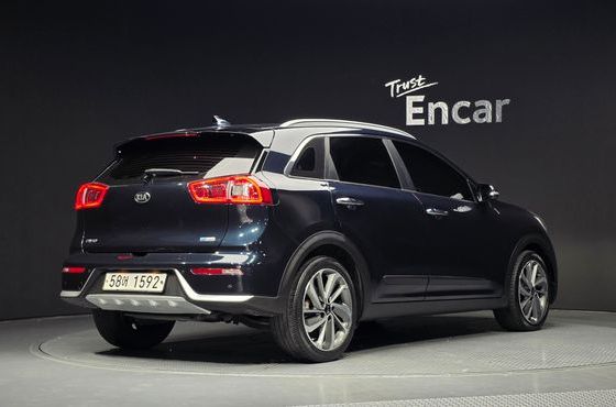 Kia Niro Noblesse — пробег 145 252 км — фото 2 из 5