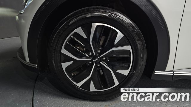Kia EV6 Long Range Air — пробег 195 008 км — фото 4 из 5
