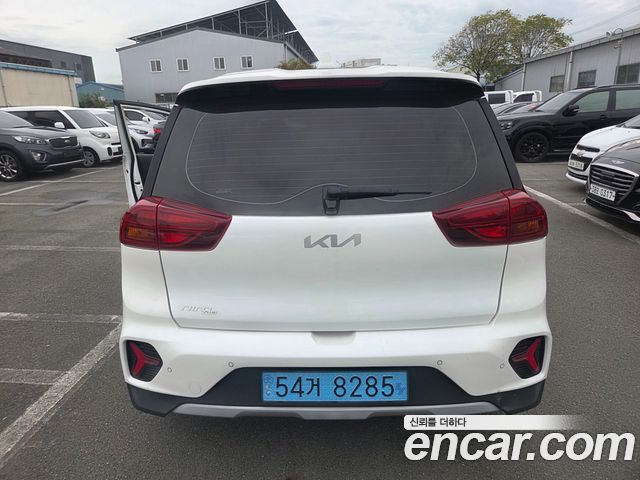 Kia Niro Air (Taxi Trim) — пробег 254 895 км — фото 4 из 5