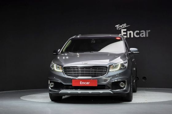 Kia Carnival 9-seater Luxury — пробег 127 174 км — фото 3 из 5