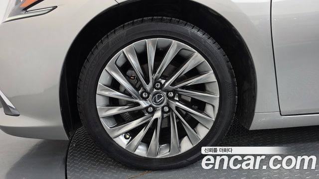 Lexus ES из Кореи Encar