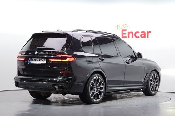 BMW X7 xDrive 40i M Sport 6STR — пробег 84 585 км — фото 2 из 5