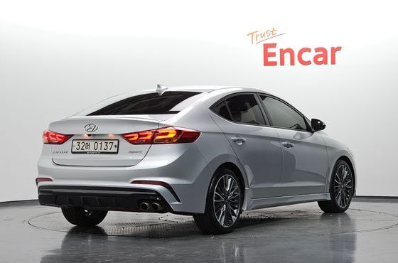 Hyundai AVANTE 1.6 Turbo Sport — пробег 75 415 км — фото 2 из 5