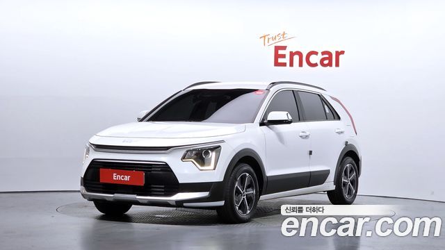 Kia Niro Prestige — пробег 63 243 км — фото 1 из 5