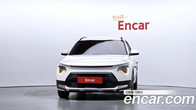 Kia Niro Prestige — пробег 63 243 км — фото 3 из 5