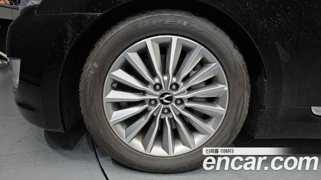 Hyundai Equus из Кореи Encar