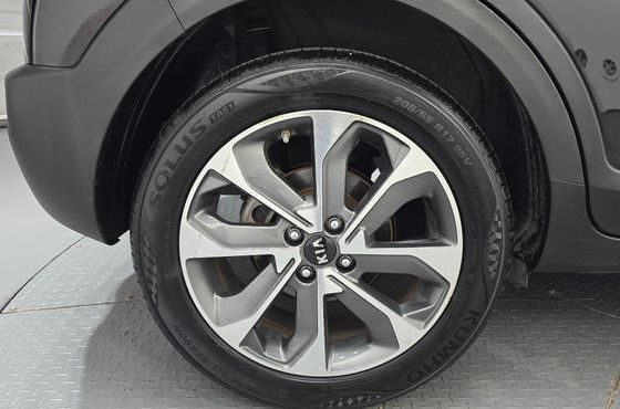 Kia Stonic Diesel 1.6 Prestige — пробег 72 243 км — фото 5 из 5