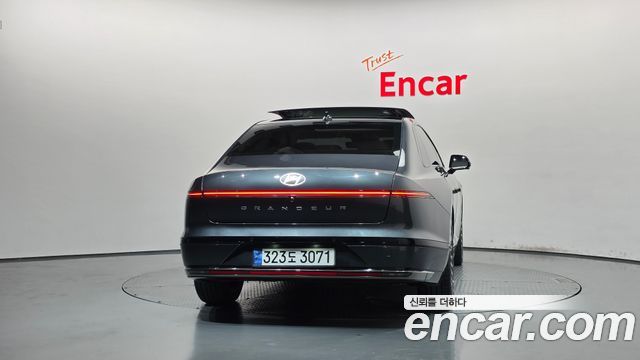 Hyundai Grandeur Calligraphy — пробег 39 429 км — фото 4 из 5