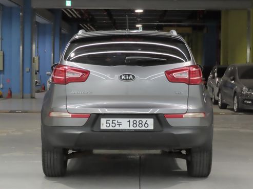 Kia Sportage Diesel 2WD TLX Deluxe — пробег 127 000 км — фото 3 из 5