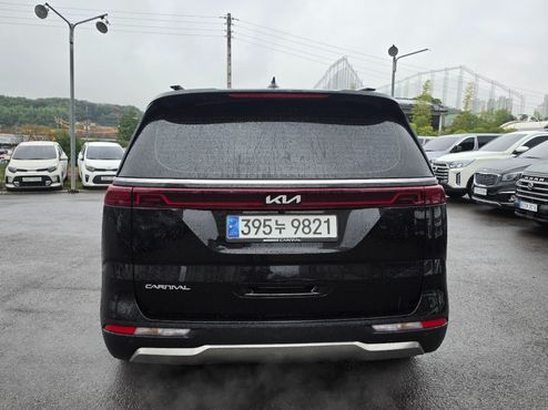 Kia Carnival Gasoline 7-Seater Signature — пробег 37 412 км — фото 4 из 5