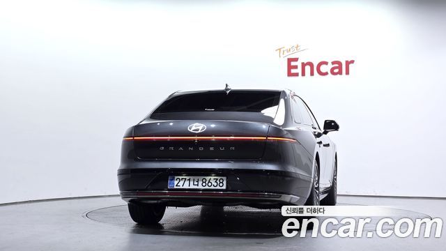 Hyundai Grandeur 2,5 Gasoline 2WD Calligraphy — пробег 15 318 км — фото 4 из 5
