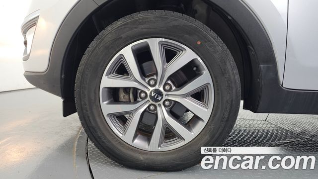 Kia Sportage Diesel 2WD Luxury — пробег 170 627 км — фото 5 из 5
