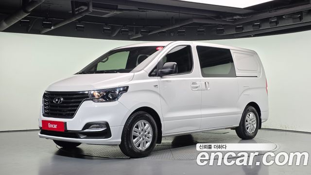 Hyundai Starex Van 5-Seater Modern — пробег 98 275 км — фото 1 из 5