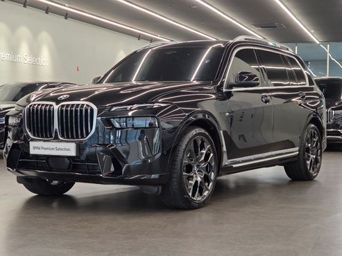 BMW X7 xDrive 40i M Sport 6STR — пробег 16 764 км — фото 1 из 5
