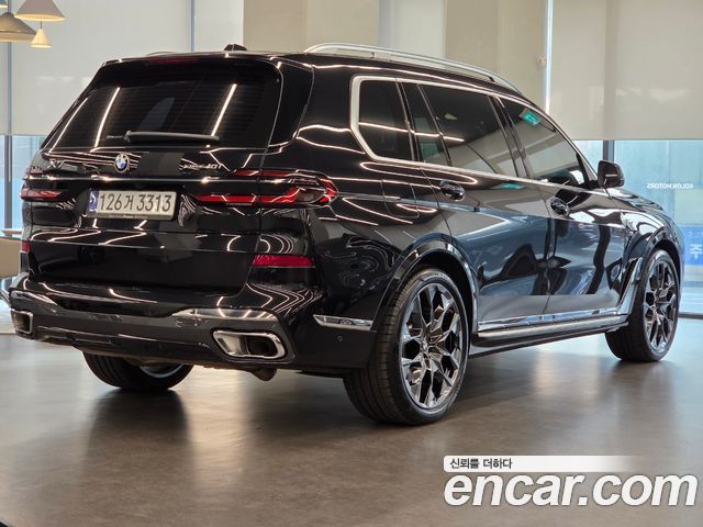 BMW X7 xDrive 40i M Sport 6STR — пробег 16 764 км — фото 2 из 5